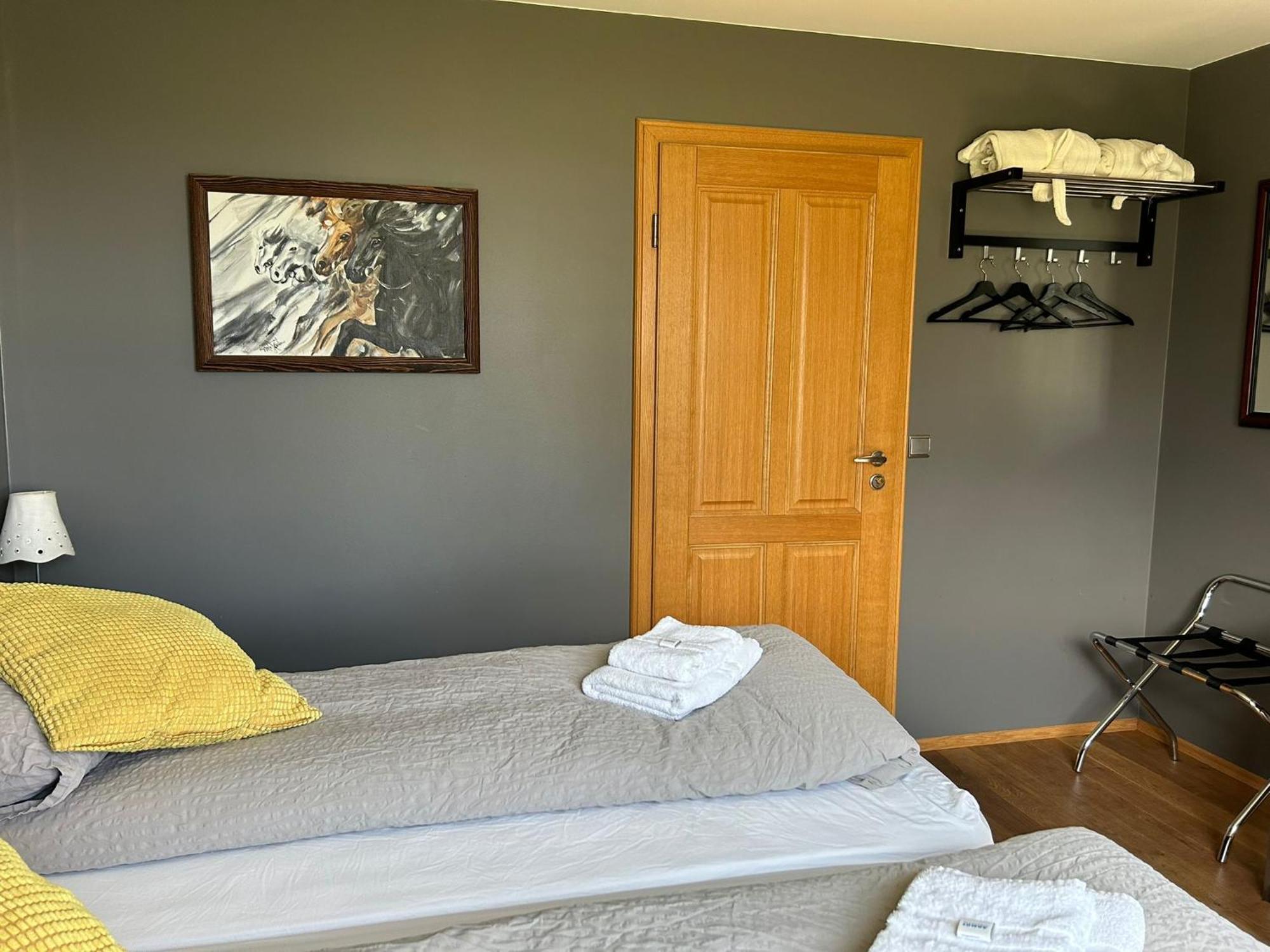 Armot Guesthouse Hvolsvollur ภายนอก รูปภาพ